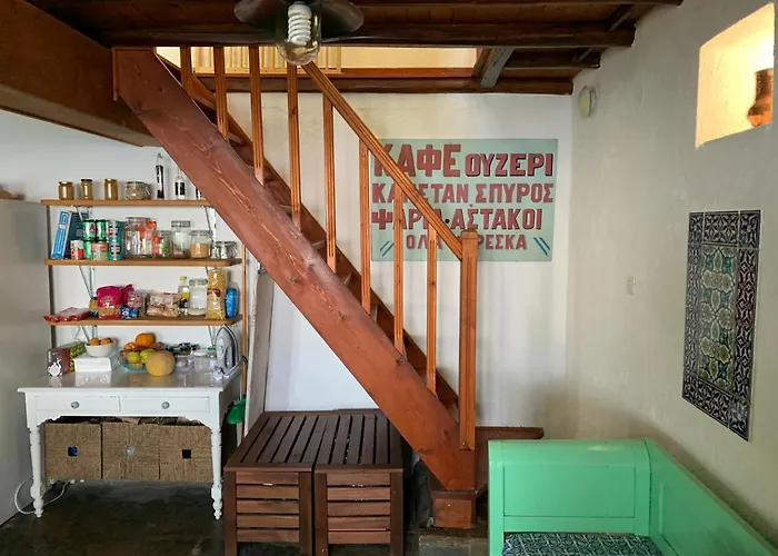 The Music House With Pool Case de vacanță